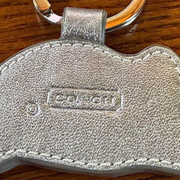 Coach Mouse Keychain - Picture 4 of 4